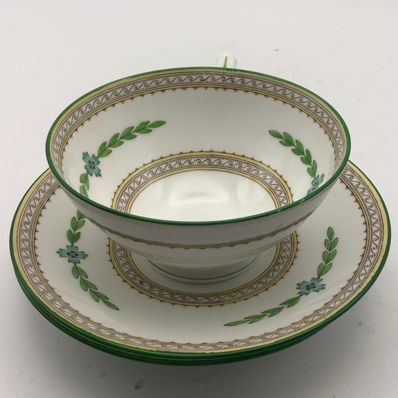Vintage Minton England Kent Tea Cup & Saucer - Picture 2 of 13
